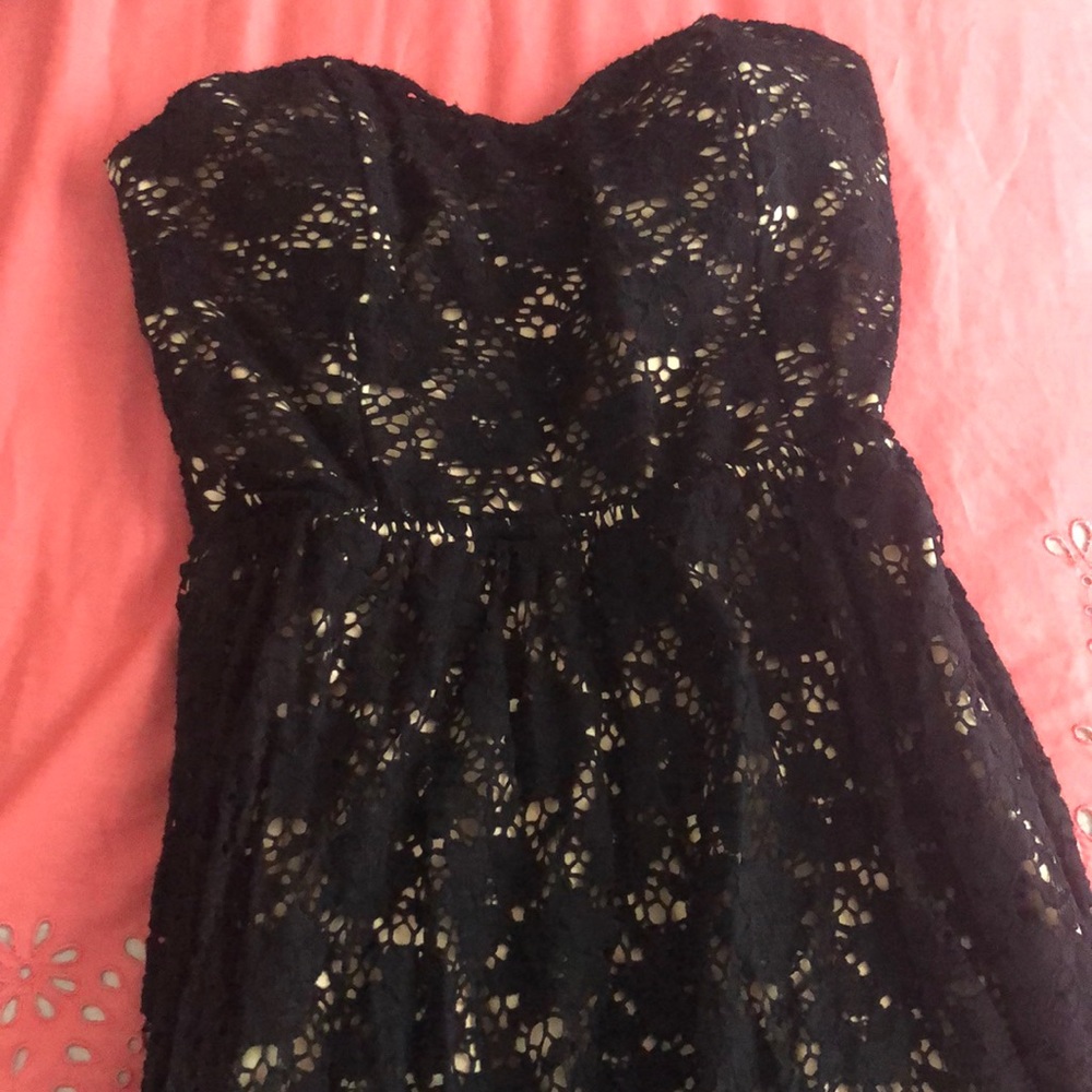 Black maxi ! Worn once, smoke free house